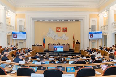Депутаты приняли к сведению отчет Уполномоченного по правам человека